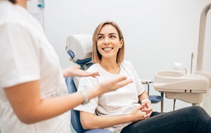 woman at consultation with cosmetic dentist in Jacksonville, FL